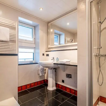 Haus Ankerplatz 3 6 *