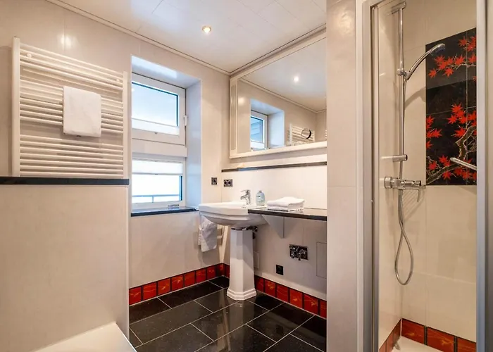 Haus Ankerplatz 3 6 *